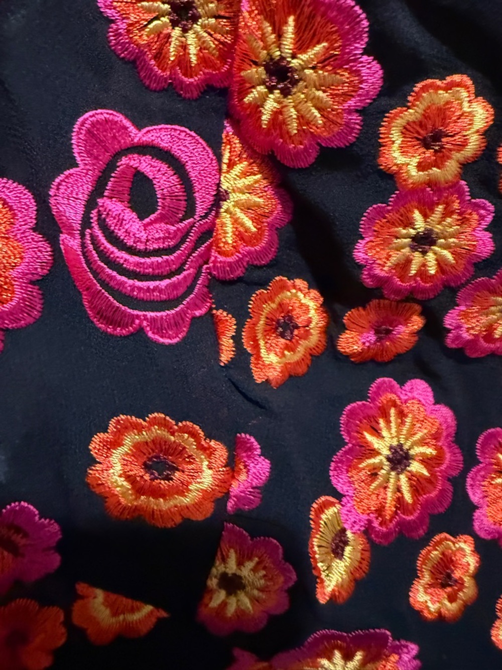 Lewit Floral Embroidered Peplum Top - Picture 6 of 10